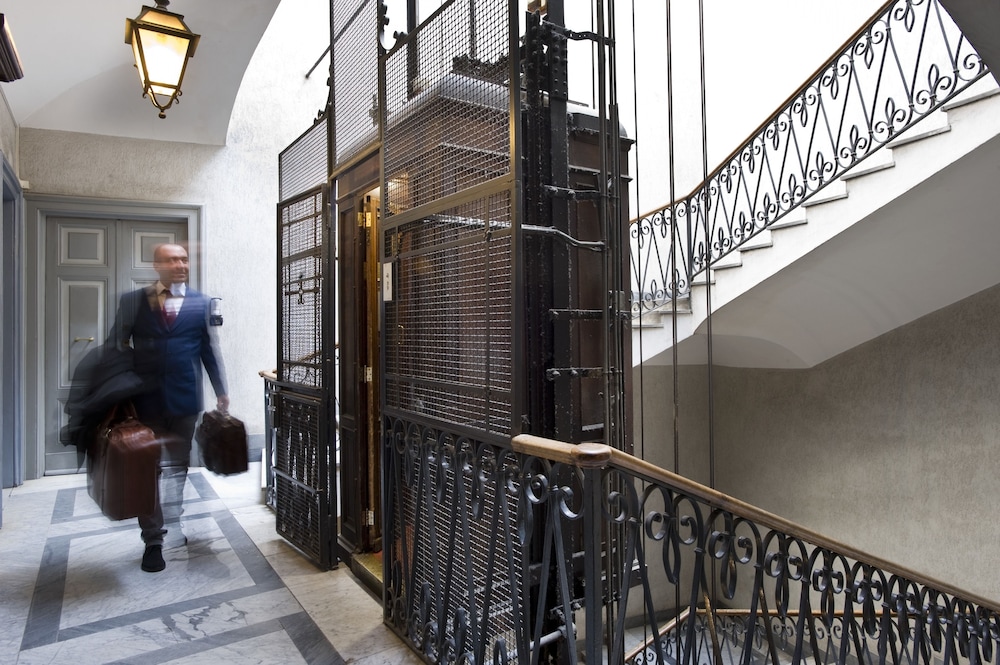 Al Viminale Hill Inn & Hotel — Hotel building in Rome, Lazio
