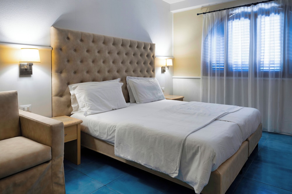 Arathena Rocks Hotel — Hotel rooms in Giardini Naxos, Sicily