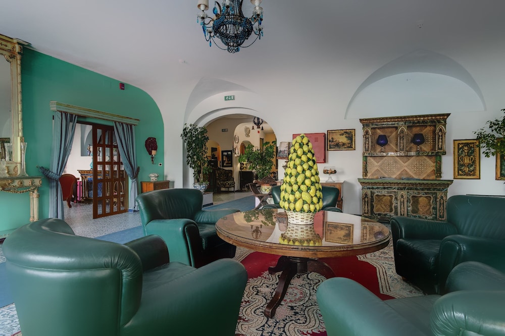 Arathena Rocks Hotel — Hotel building in Giardini Naxos, Sicily