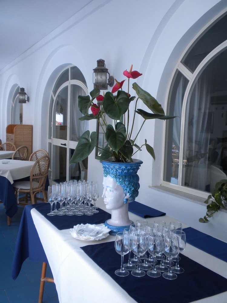 Arathena Rocks Hotel — Restaurant & bars in Giardini Naxos, Sicily