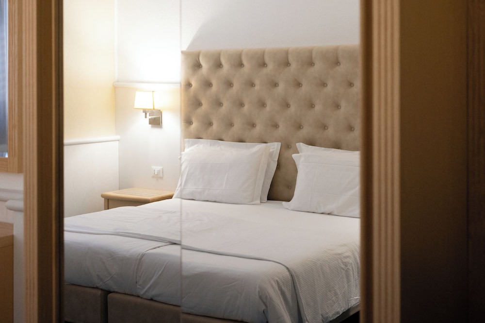 Arathena Rocks Hotel — Hotel rooms in Giardini Naxos, Sicily