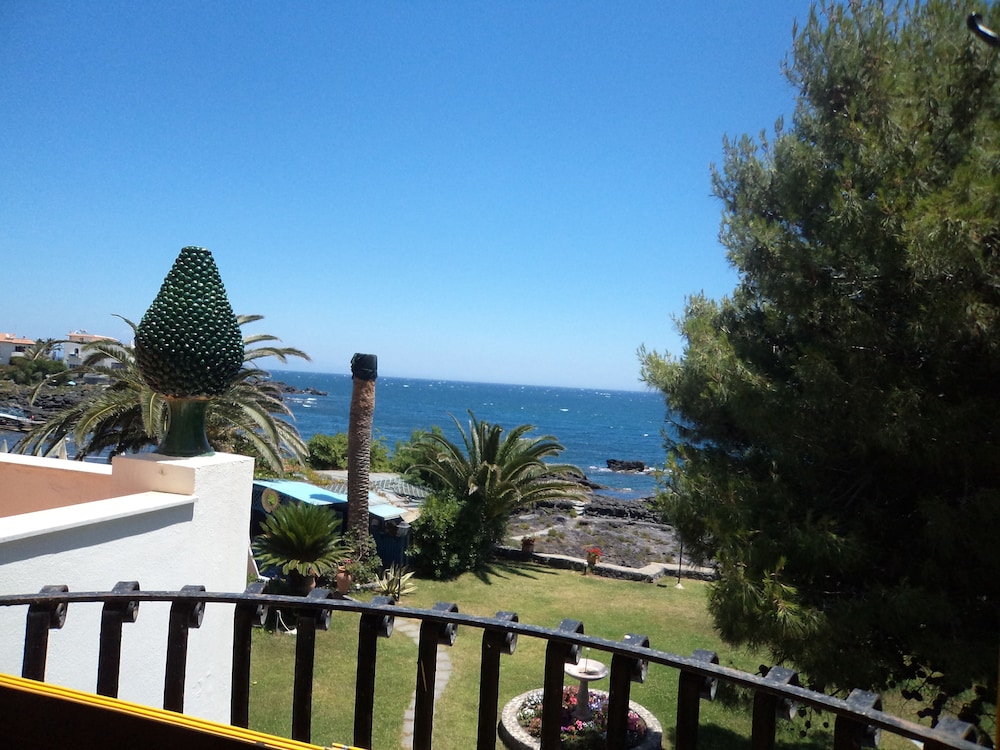 Arathena Rocks Hotel — Attractions in the area in Giardini Naxos, Sicily