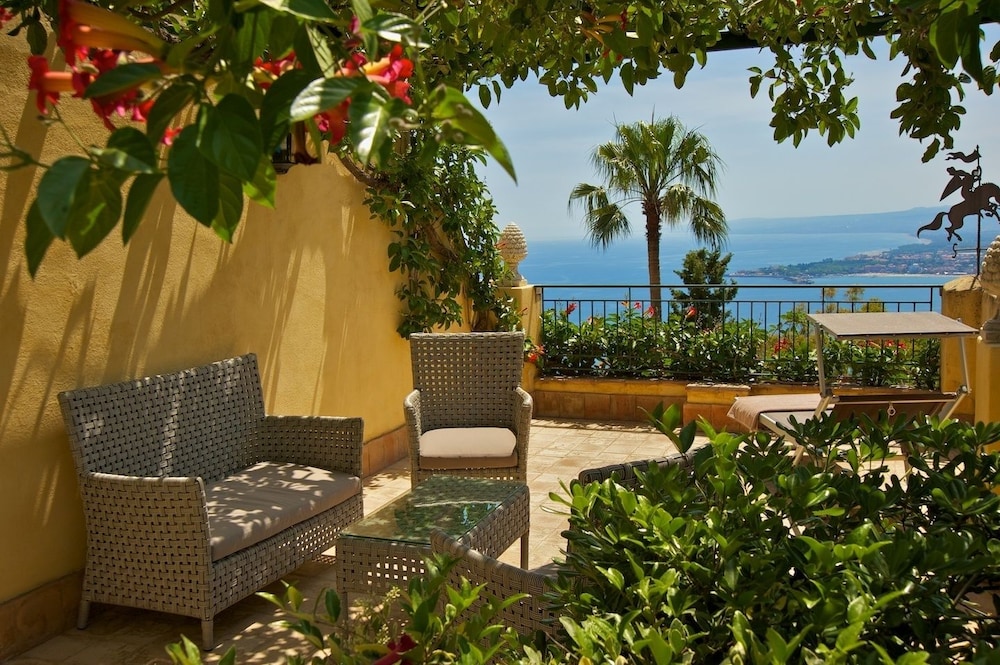 Hotel Villa Belvedere — Hotel building in Taormina, Sicily