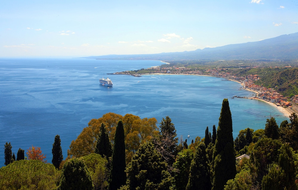 Hotel Villa Belvedere — Attractions in the area in Taormina, Sicily
