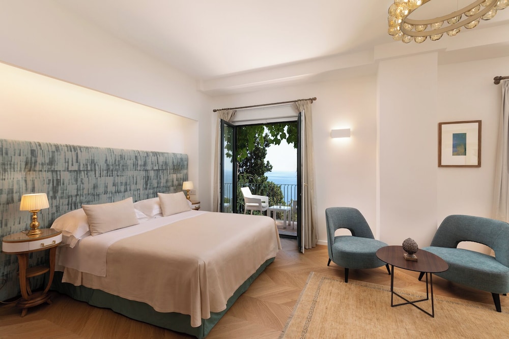 Hotel Villa Belvedere — Hotel rooms in Taormina, Sicily