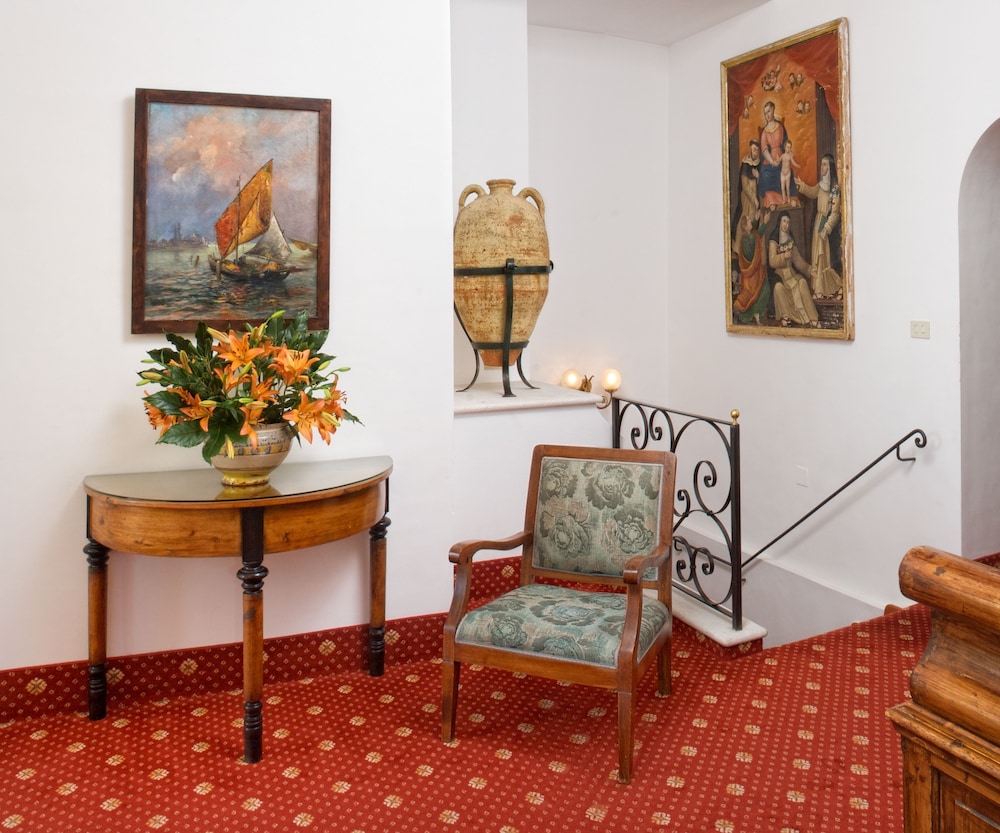 Hotel Villa Belvedere — Hotel building in Taormina, Sicily