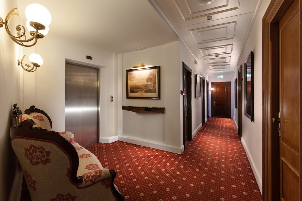 Hotel Villa Belvedere — Hotel building in Taormina, Sicily