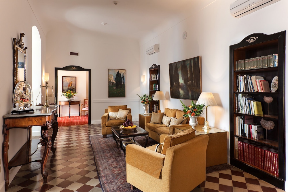 Hotel Villa Belvedere — Hotel building in Taormina, Sicily