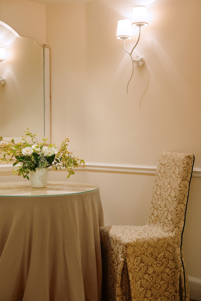 Hotel Villa Belvedere — Restaurant & bars in Taormina, Sicily