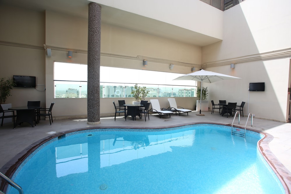 Ramada by Wyndham Abu Dhabi Downtown - zdjęcie 3