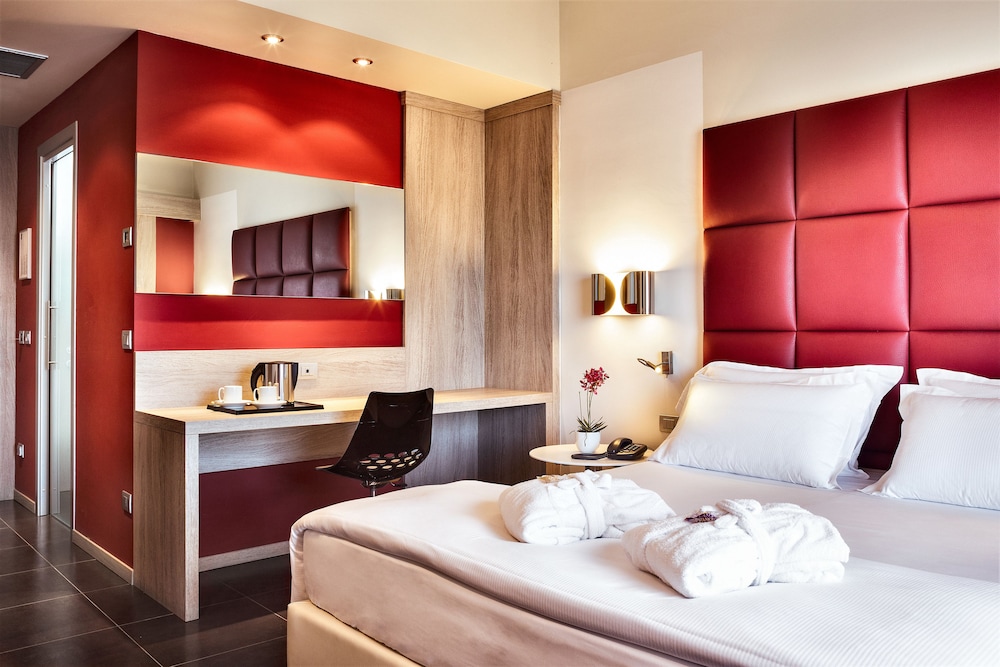 Jazz Hotel — Hotel rooms in Olbia, Sardinia