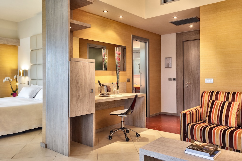 Jazz Hotel — Hotel rooms in Olbia, Sardinia