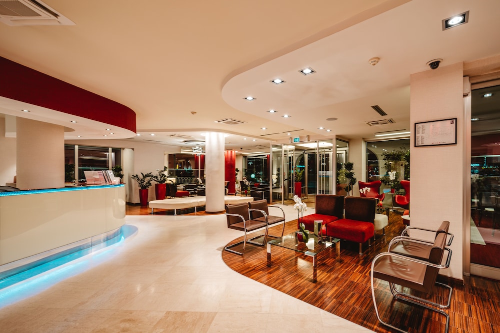 Jazz Hotel — Hotel building in Olbia, Sardinia