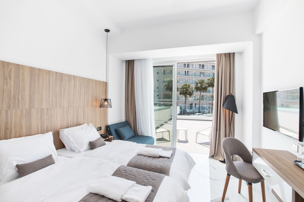 The Blue Ivy Hotel and Suites — Hotel rooms in Protaras, Famagusta Region