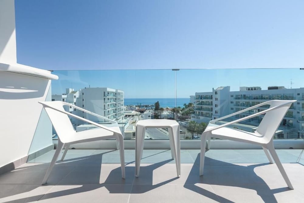 The Blue Ivy Hotel and Suites — Hotel rooms in Protaras, Famagusta Region