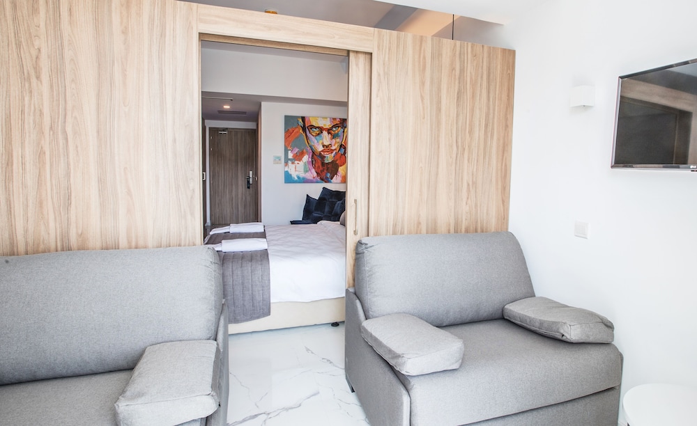 The Blue Ivy Hotel and Suites — Hotel rooms in Protaras, Famagusta Region