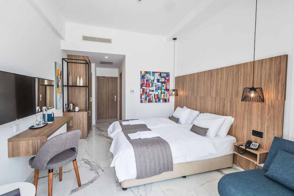 The Blue Ivy Hotel and Suites — Hotel rooms in Protaras, Famagusta Region