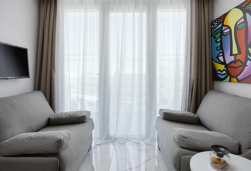 The Blue Ivy Hotel and Suites — Hotel rooms in Protaras, Famagusta Region