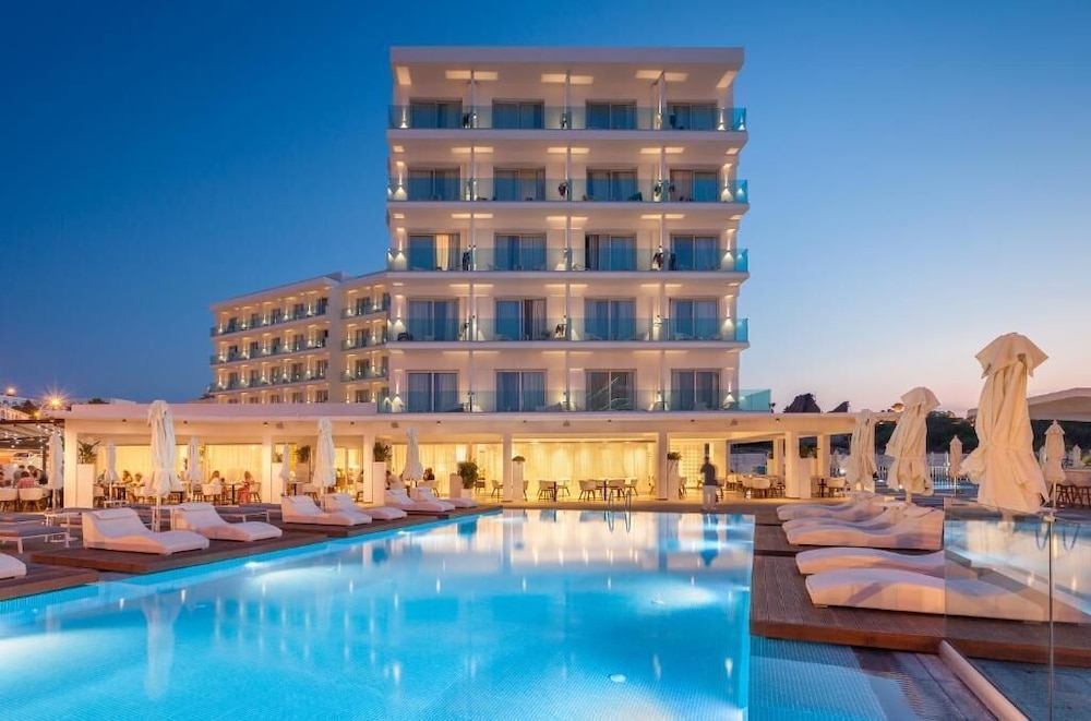 The Blue Ivy Hotel and Suites - zdjęcie 2