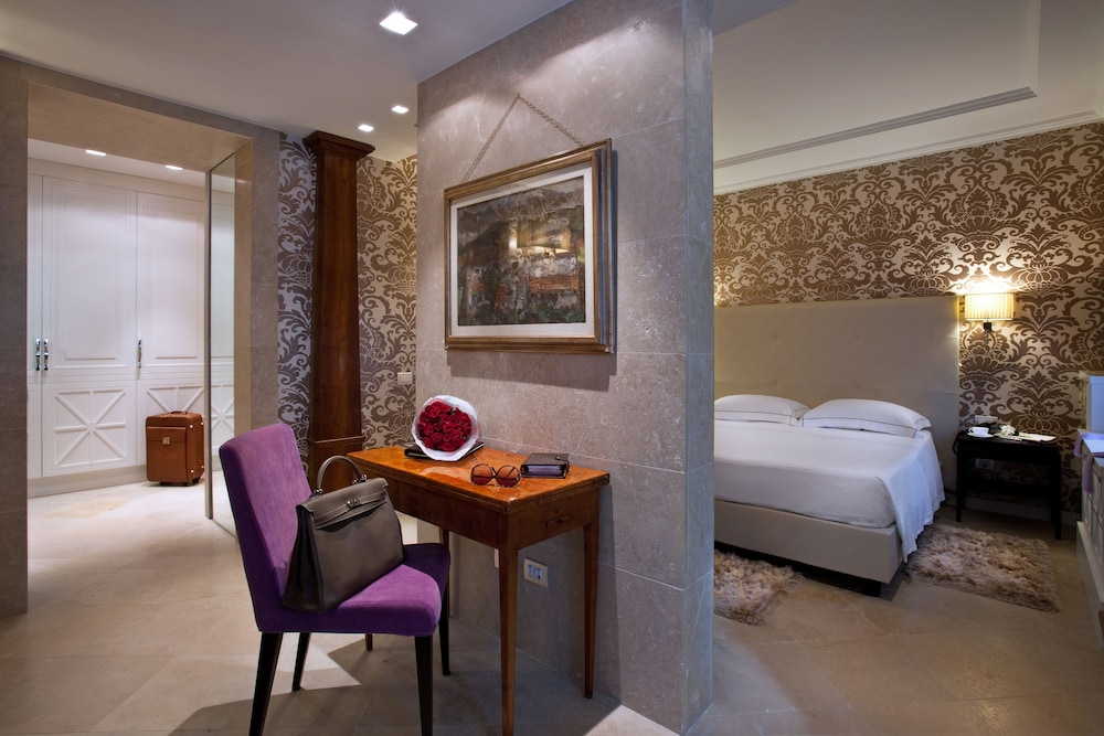 The Ashbee Hotel - The Leading Hotels of the World — Hotel rooms in Taormina, Sicily