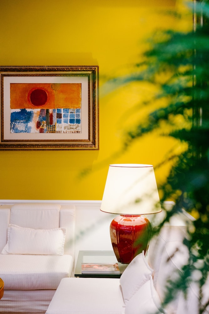 The Ashbee Hotel - The Leading Hotels of the World — Hotel rooms in Taormina, Sicily