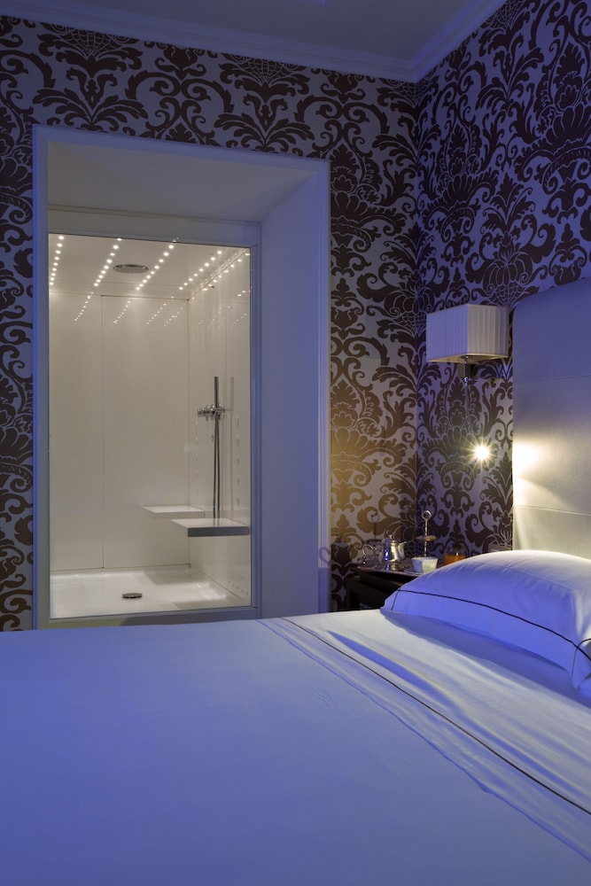 The Ashbee Hotel - The Leading Hotels of the World — Hotel rooms in Taormina, Sicily