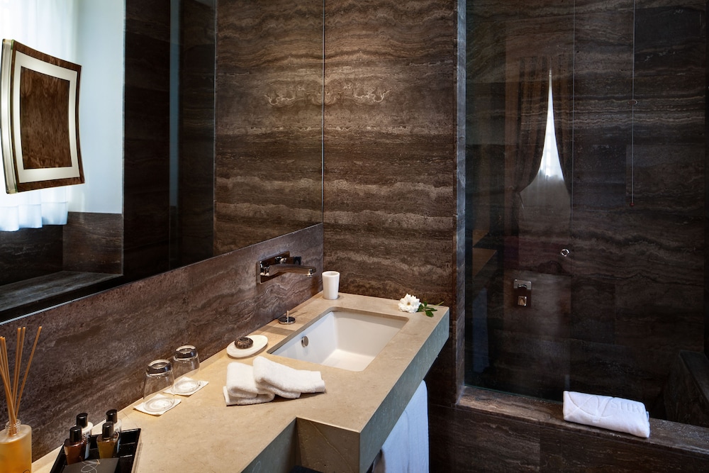 The Ashbee Hotel - The Leading Hotels of the World — Hotel rooms in Taormina, Sicily