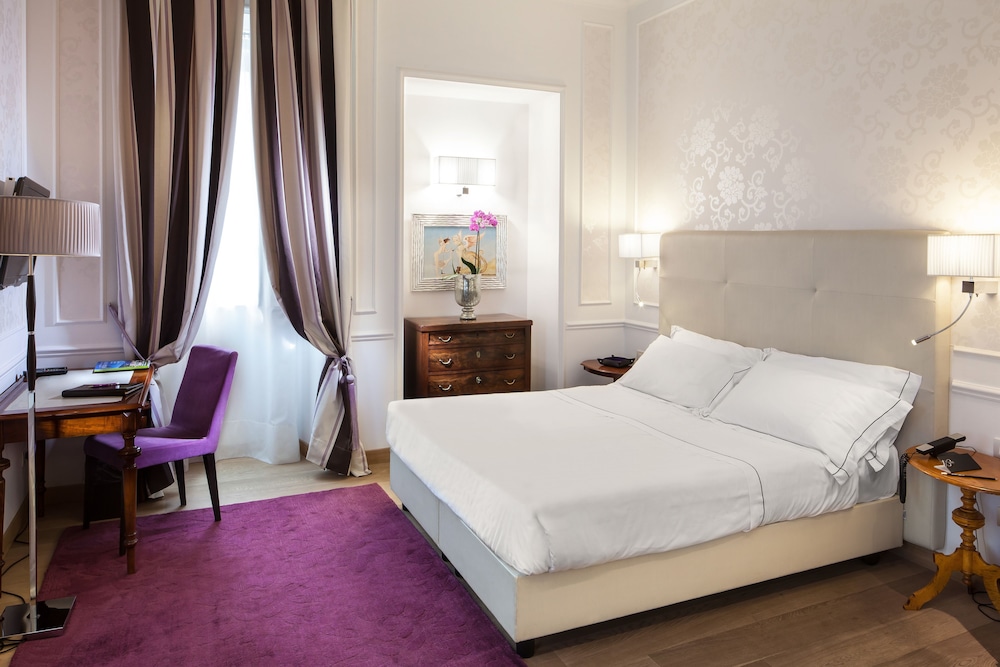 The Ashbee Hotel - The Leading Hotels of the World — Hotel rooms in Taormina, Sicily