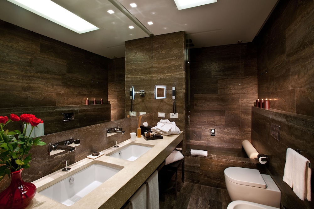 The Ashbee Hotel - The Leading Hotels of the World — Hotel rooms in Taormina, Sicily