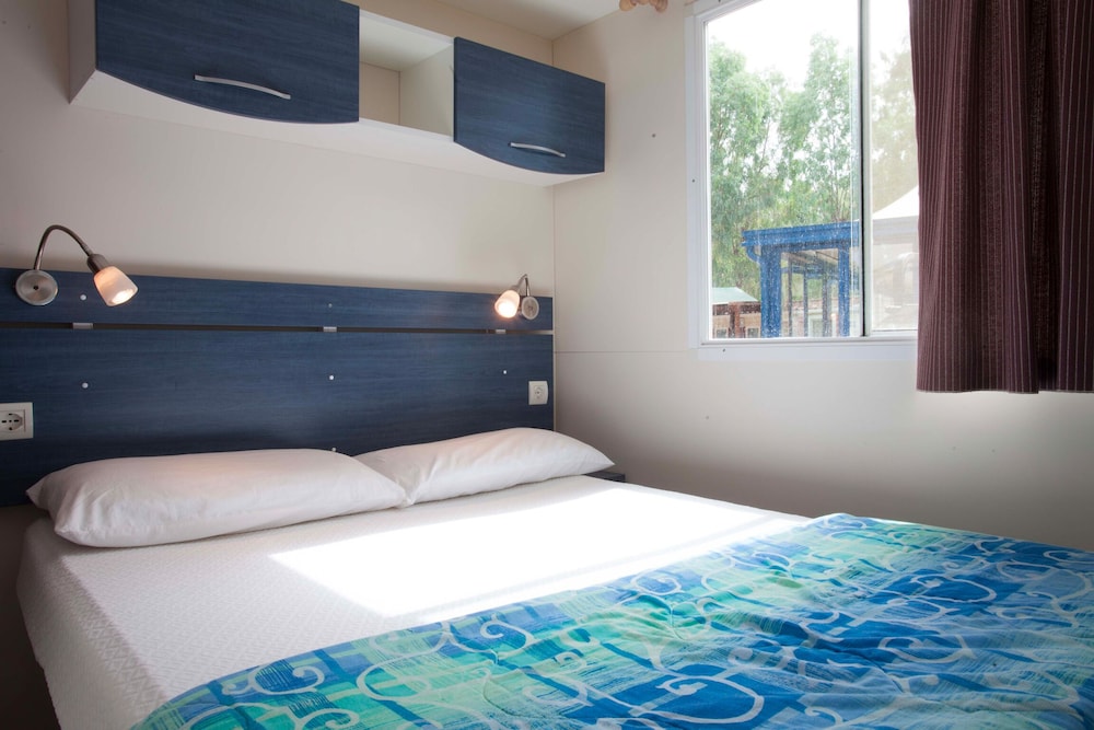 Camping Village Laguna Blu — Hotel rooms in Alghero, Sardinia