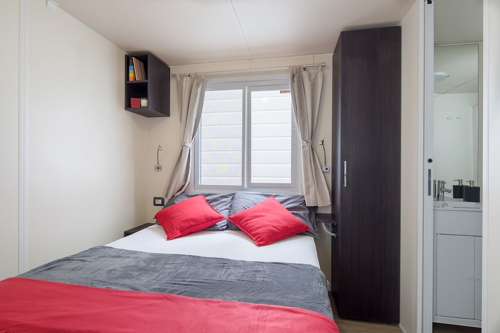 Camping Village Laguna Blu — Hotel rooms in Alghero, Sardinia