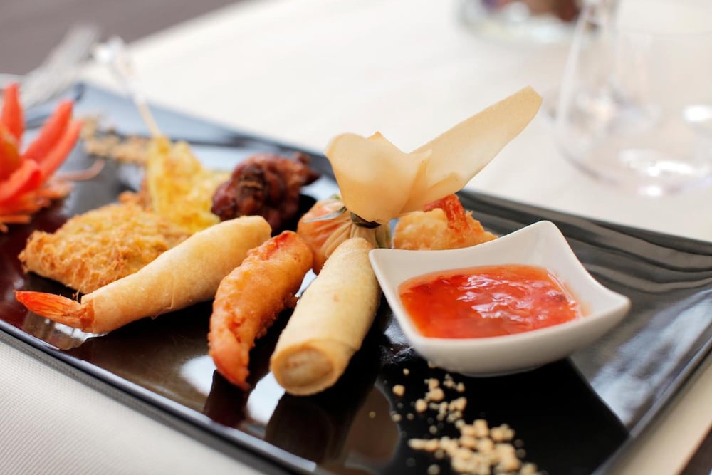 Cocca Hotel Royal Thai SPA — Restaurant & bars in Sarnico, Lombardy