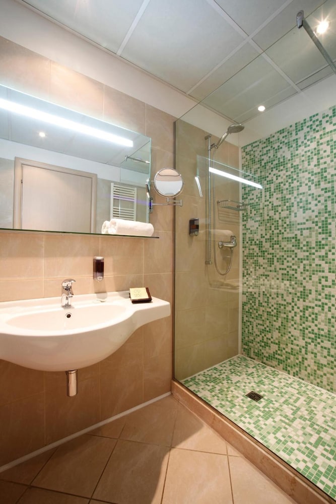 Cocca Hotel Royal Thai SPA — Hotel rooms in Sarnico, Lombardy