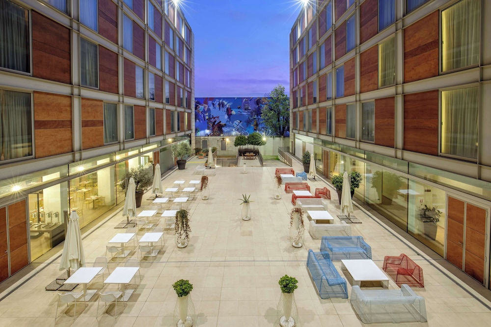 DoubleTree by Hilton Milan - zdjęcie 2
