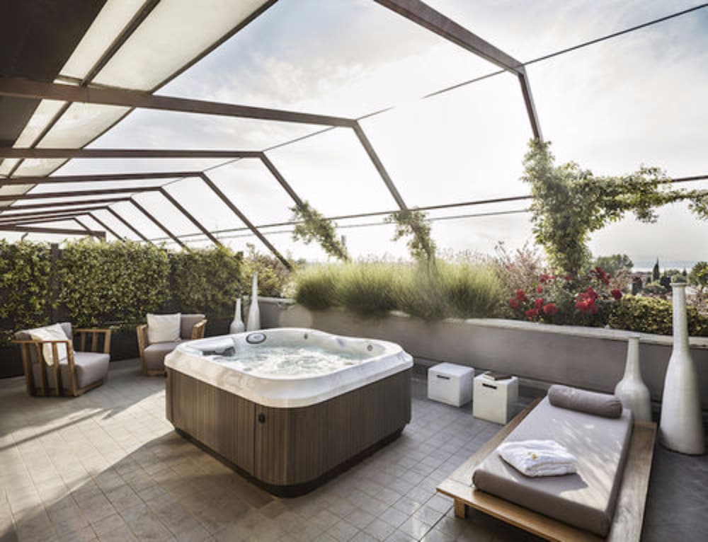 Enjoy Garda Hotel — Spa in Peschiera del Garda, Veneto