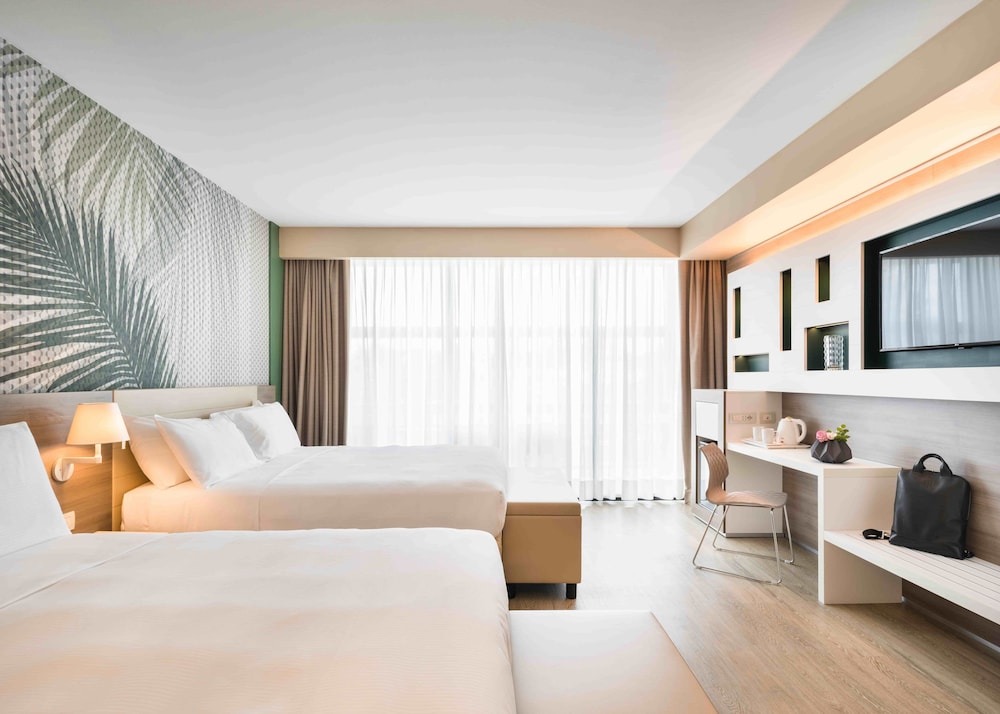 Enjoy Garda Hotel — Hotel rooms in Peschiera del Garda, Veneto