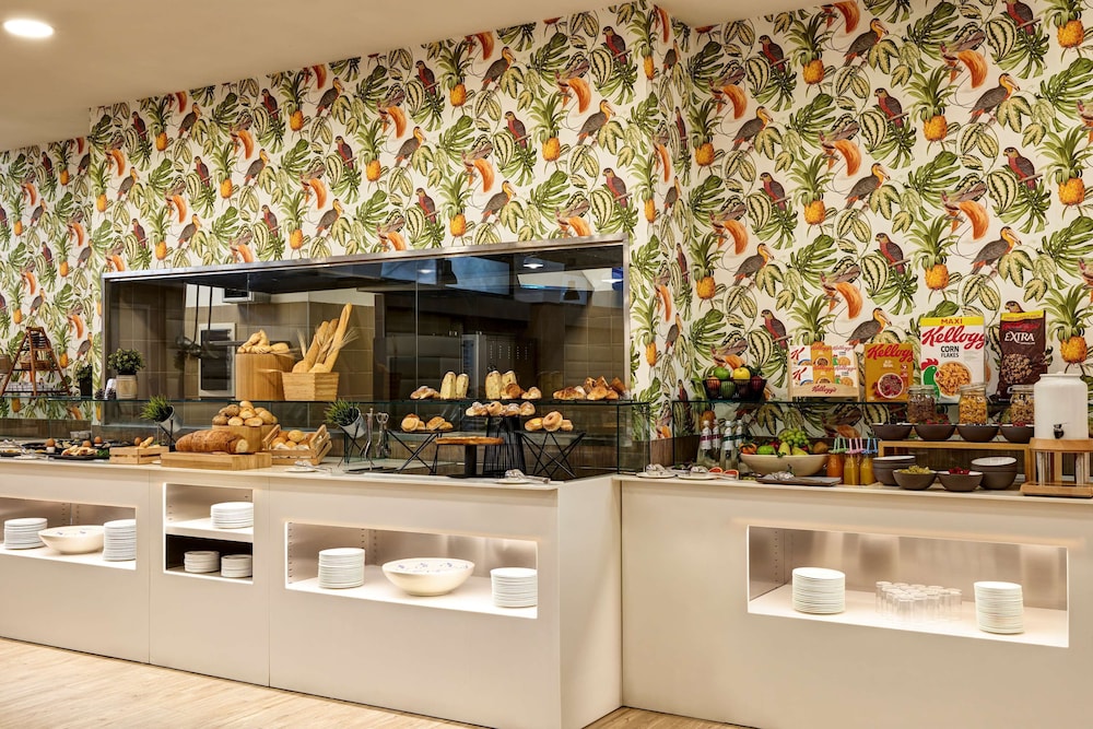 Occidental Aurelia — Restaurant & bars in Rome, Lazio