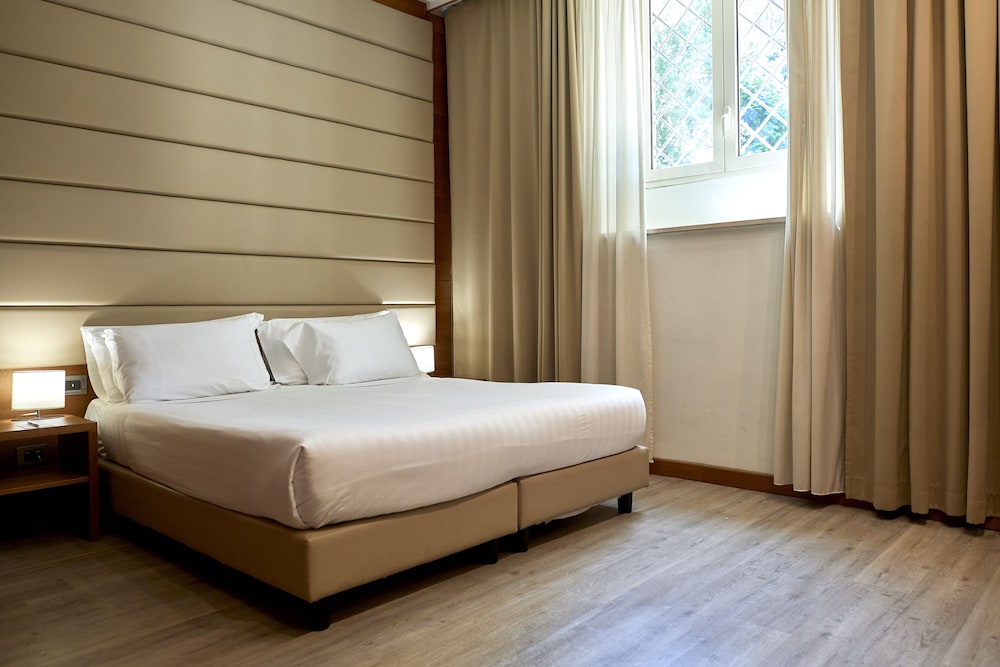 Occidental Aurelia — Hotel rooms in Rome, Lazio
