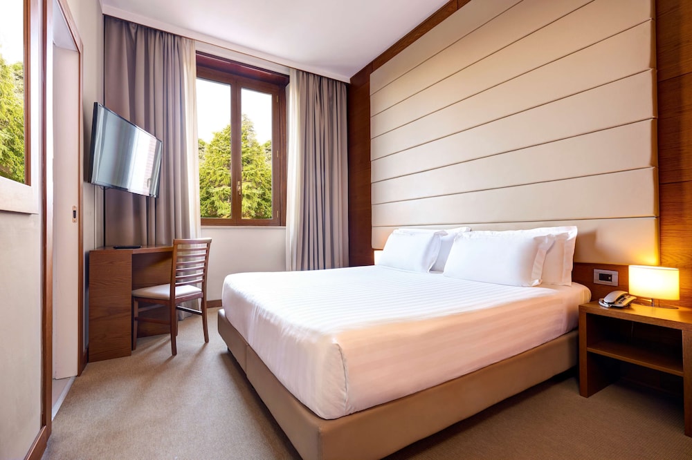 Occidental Aurelia — Hotel rooms in Rome, Lazio