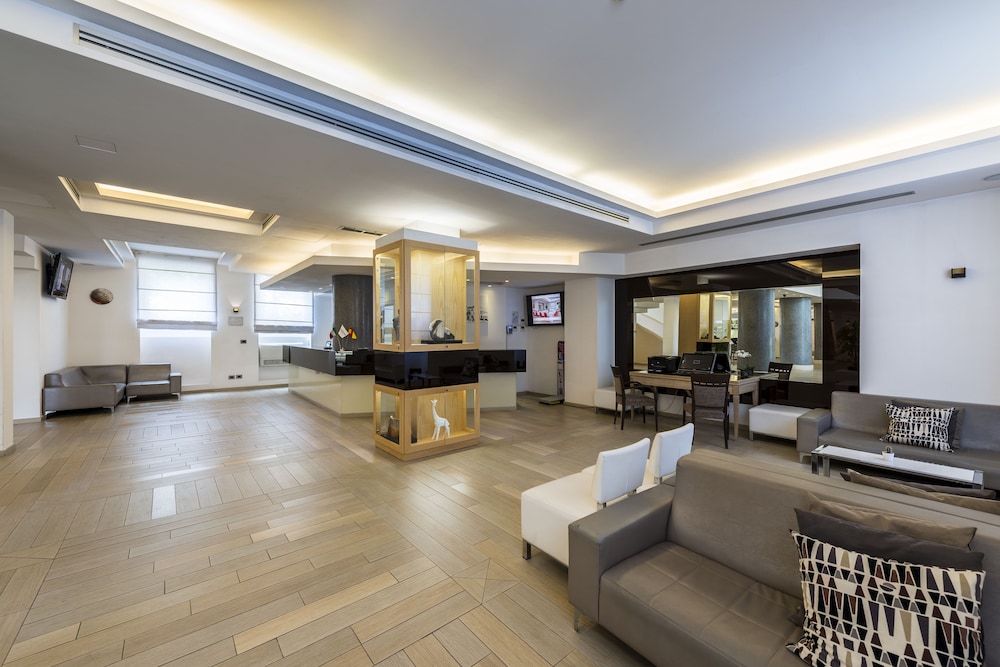 Occidental Aurelia — Hotel building in Rome, Lazio