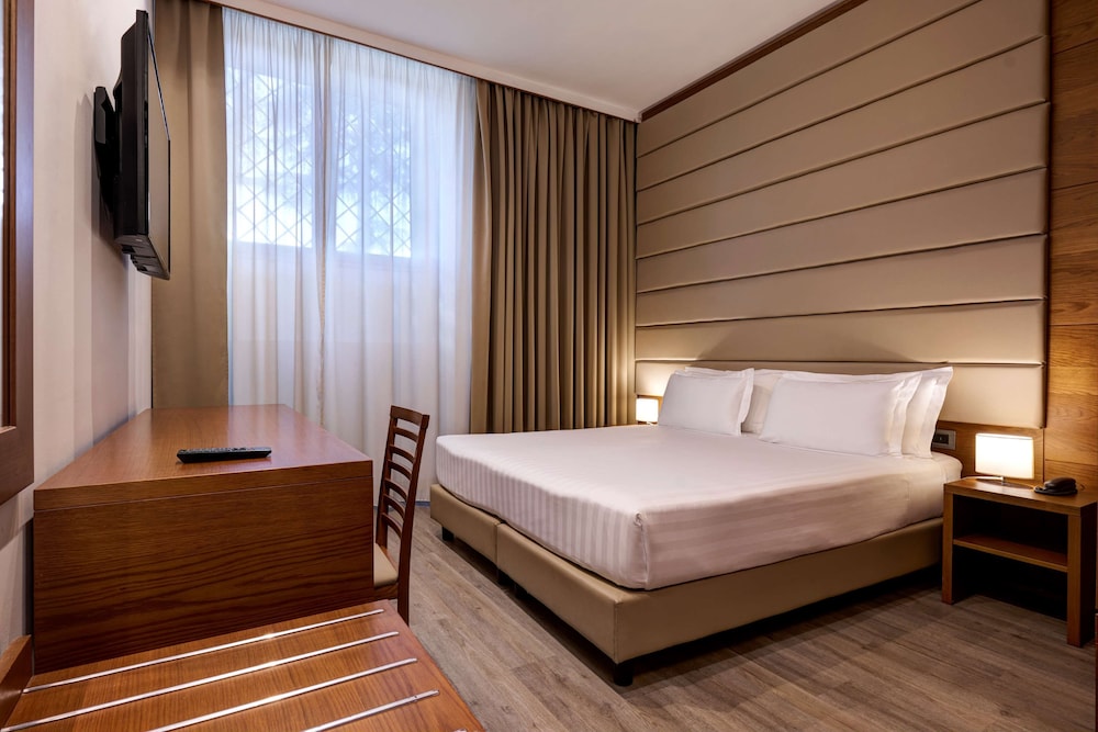 Occidental Aurelia — Hotel rooms in Rome, Lazio