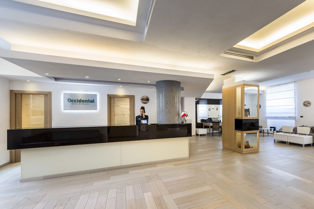 Occidental Aurelia — Hotel building in Rome, Lazio