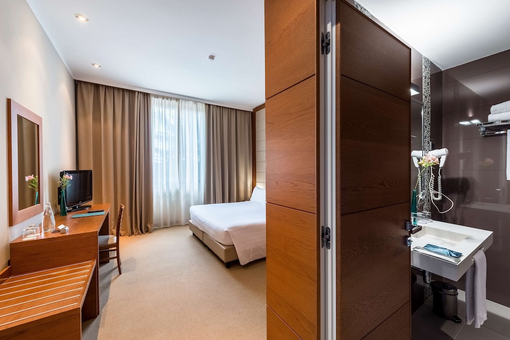 Occidental Aurelia — Hotel rooms in Rome, Lazio