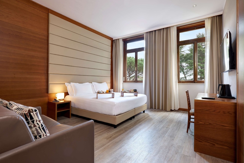 Occidental Aurelia — Hotel rooms in Rome, Lazio