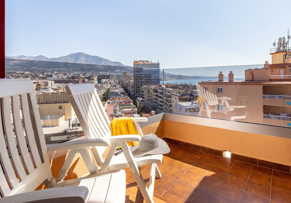 Hotel Angela - Adults Recommended — Hotel rooms in Fuengirola, Andalusia