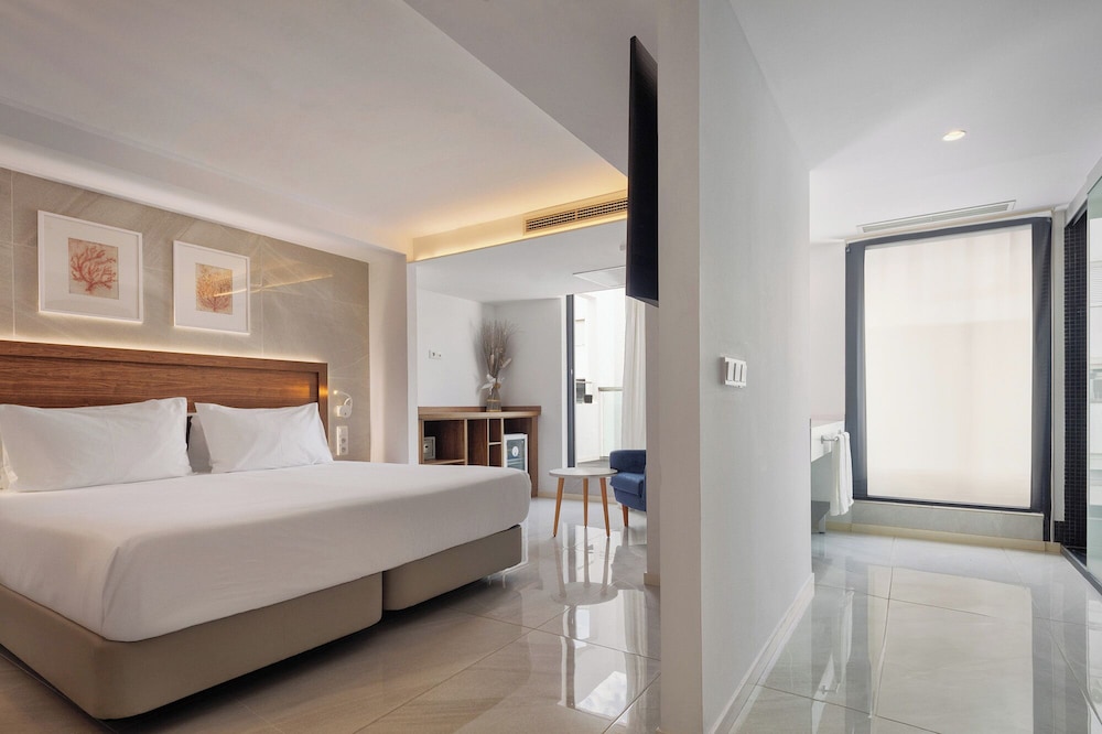 Eurostars Puerto de Ibiza — Hotel rooms in Ibiza Town, Balearic Islands