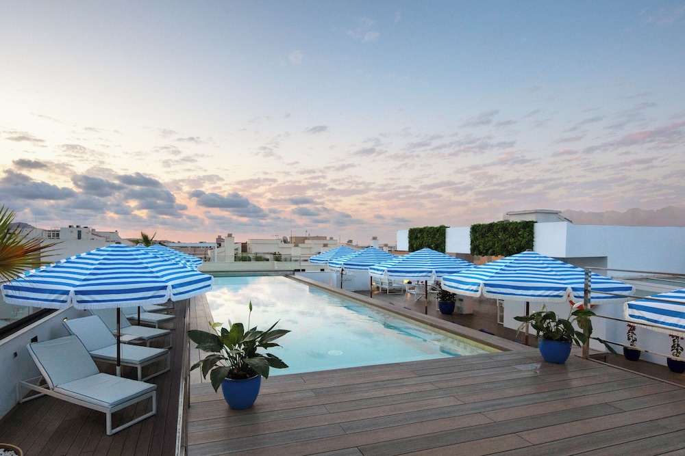 Eurostars Puerto de Ibiza — Swimming pool in Ibiza Town, Balearic Islands