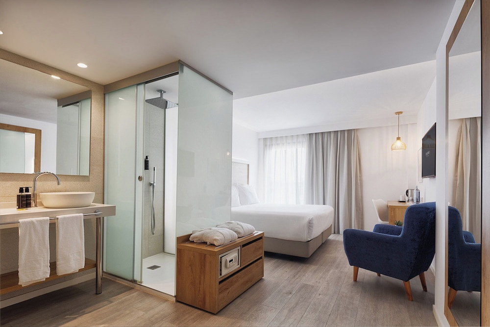 Eurostars Puerto de Ibiza — Hotel rooms in Ibiza Town, Balearic Islands