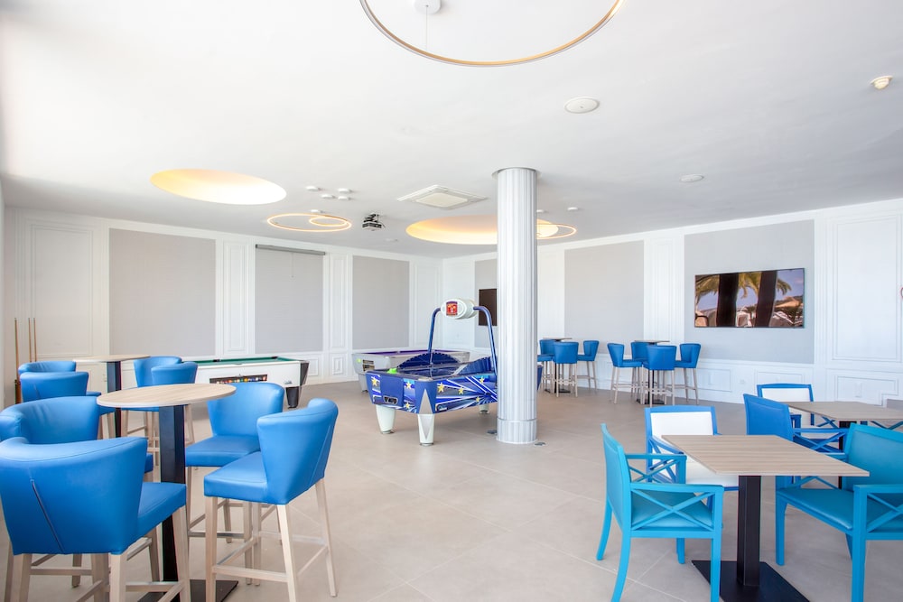 Bahia Principe Escape Coral Playa – Adults Only 16+ — Sports & recreation in Magaluf, Balearic Islands