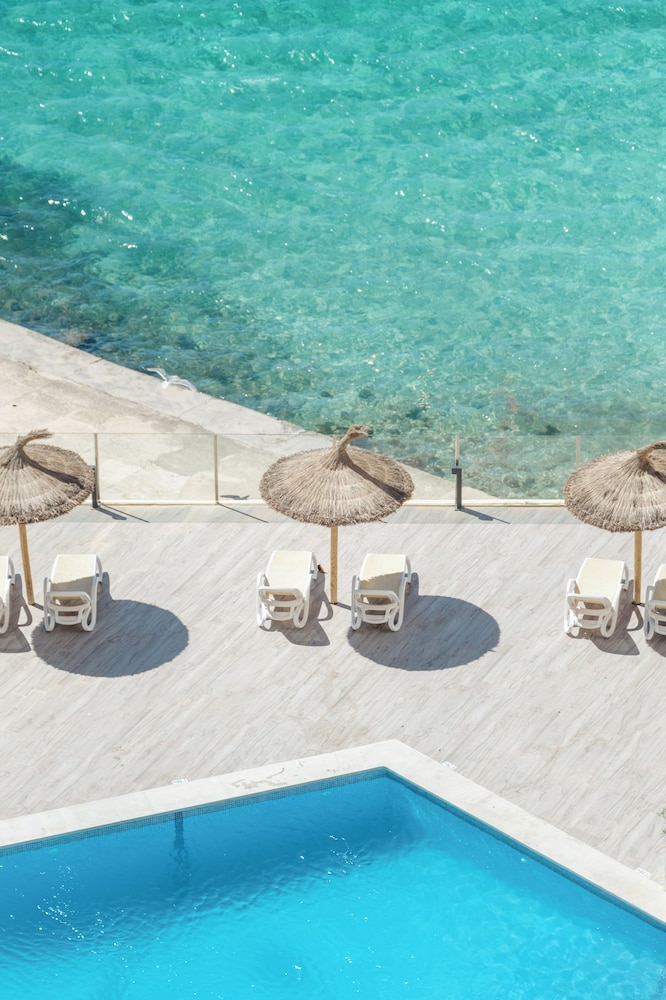 Bahia Principe Escape Coral Playa – Adults Only 16+ — Swimming pool in Magaluf, Balearic Islands